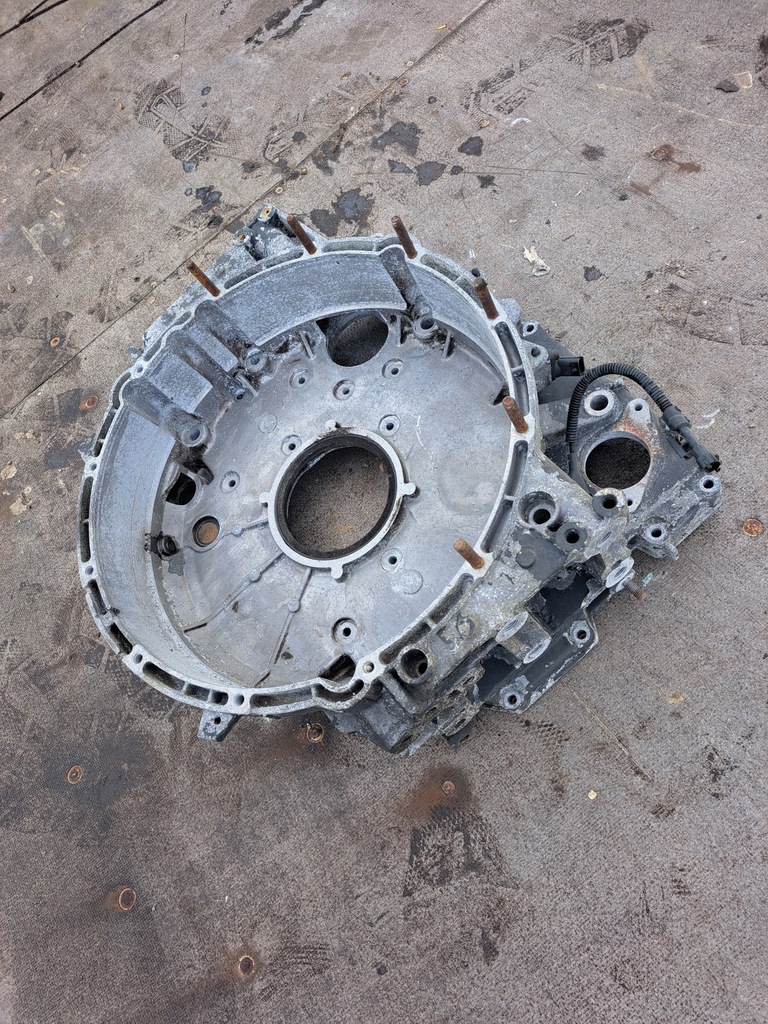 фото №2, Корпус зчеплення колеса маховика volvo fl fe renault midlum dxi
