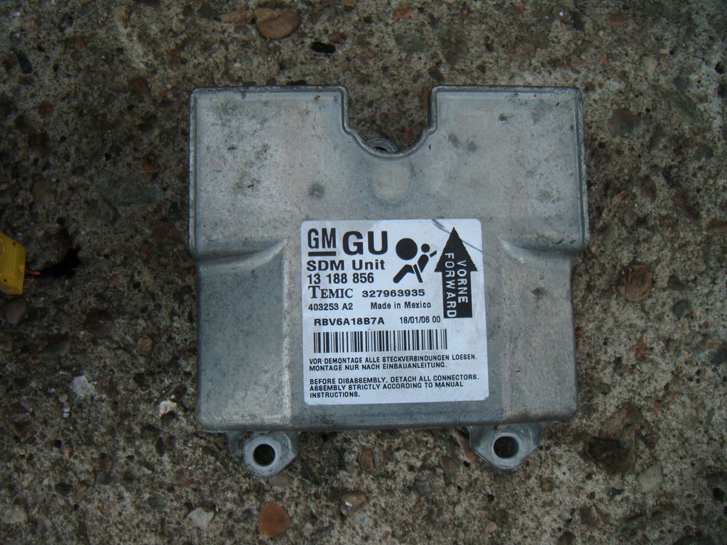 фото №7, Opel zafira b 05- консоль приборная панель подушки безопасности комплект