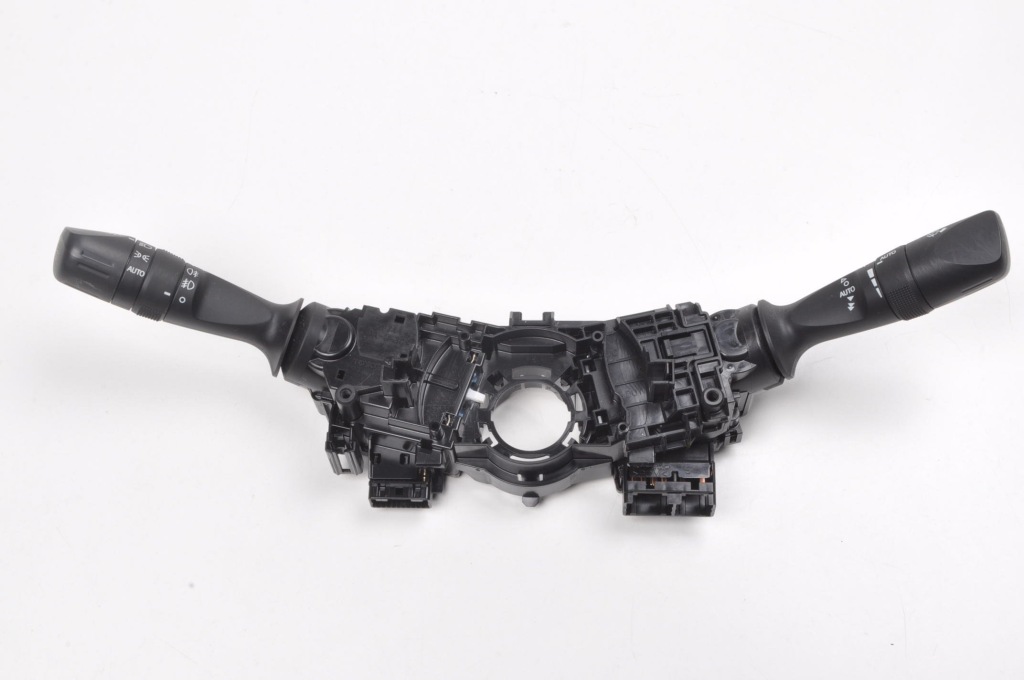 фото №1, Toyota prius iv phv prime переключатель комбинированный 47200