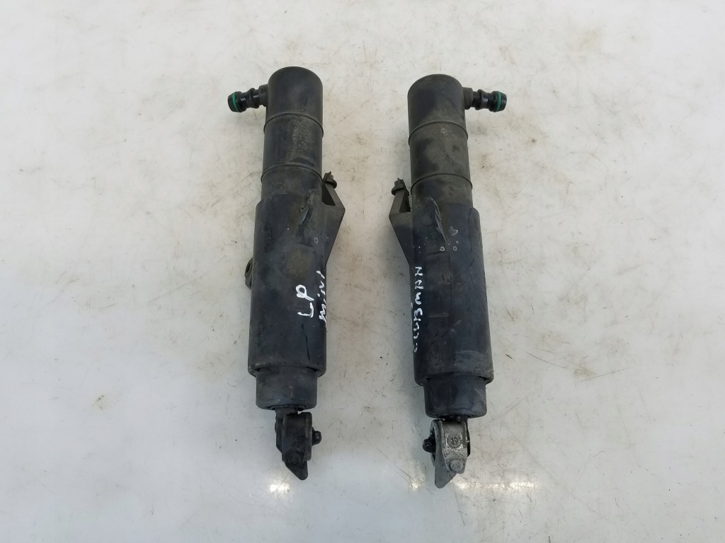 Омивач лампи перед mini cooper r56 Ціна