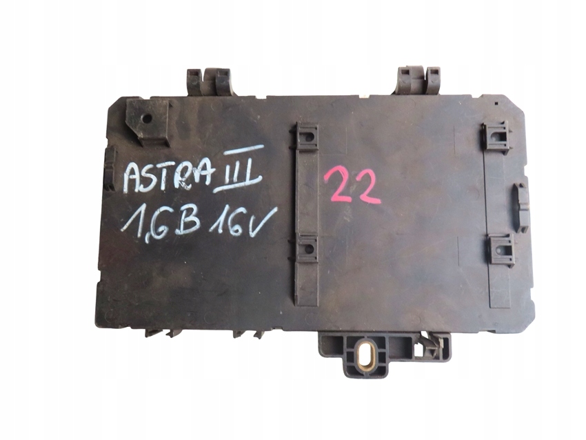 фото №1, Коробка предохранителей opel оригинальный номер 13145017