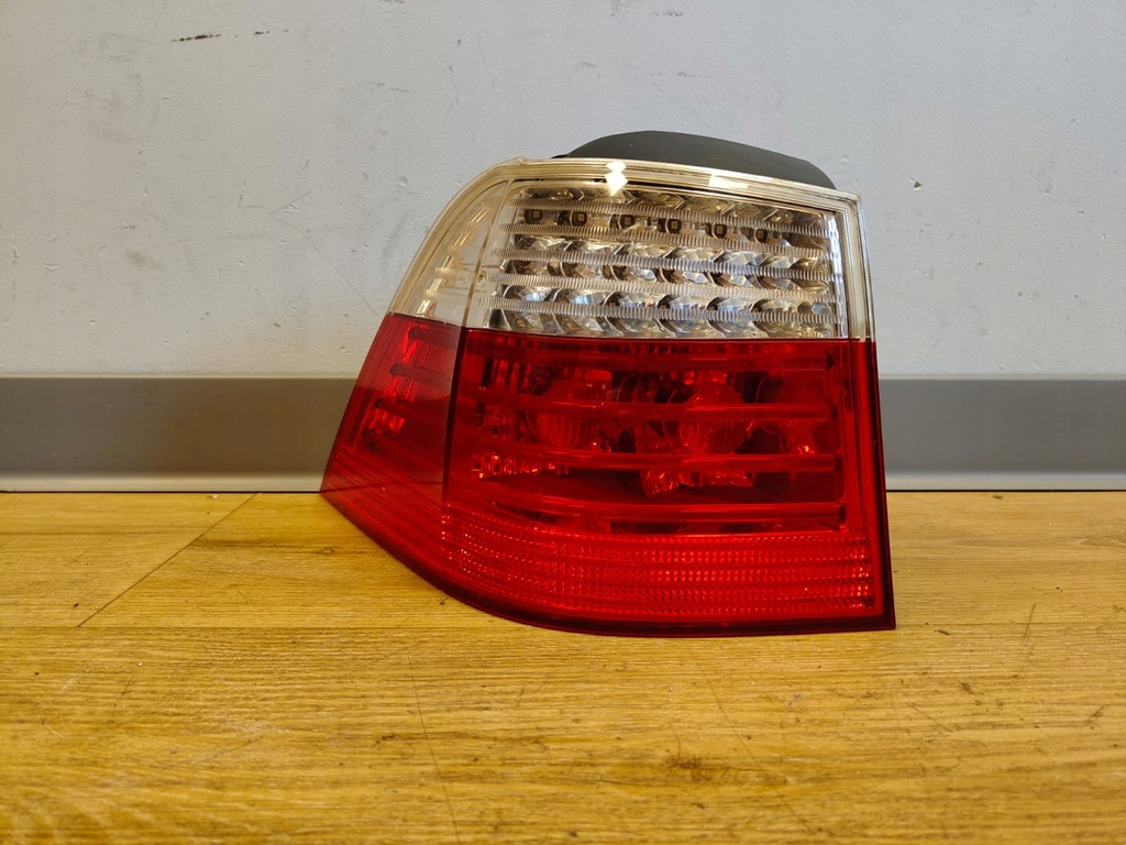 фото №6, Bmw e61 lift lci лампа левый задняя w крыло 7177693