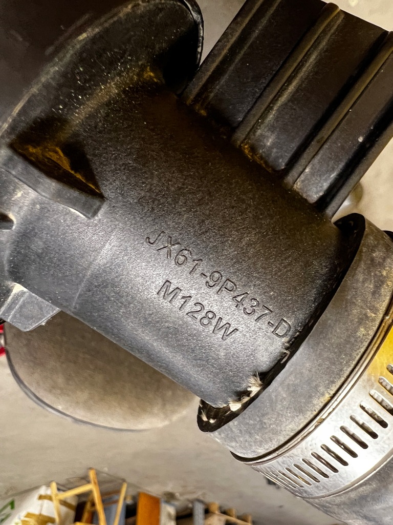 фото №9, Шланг труба воздуха turbo ford escape mk4 kuga mk3 1.5 eb