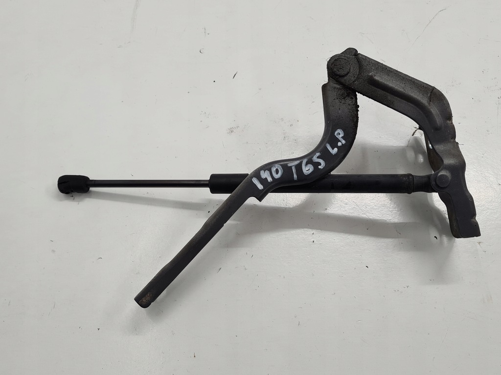 фото №1, Hyundai i40 петля капот левый t6s