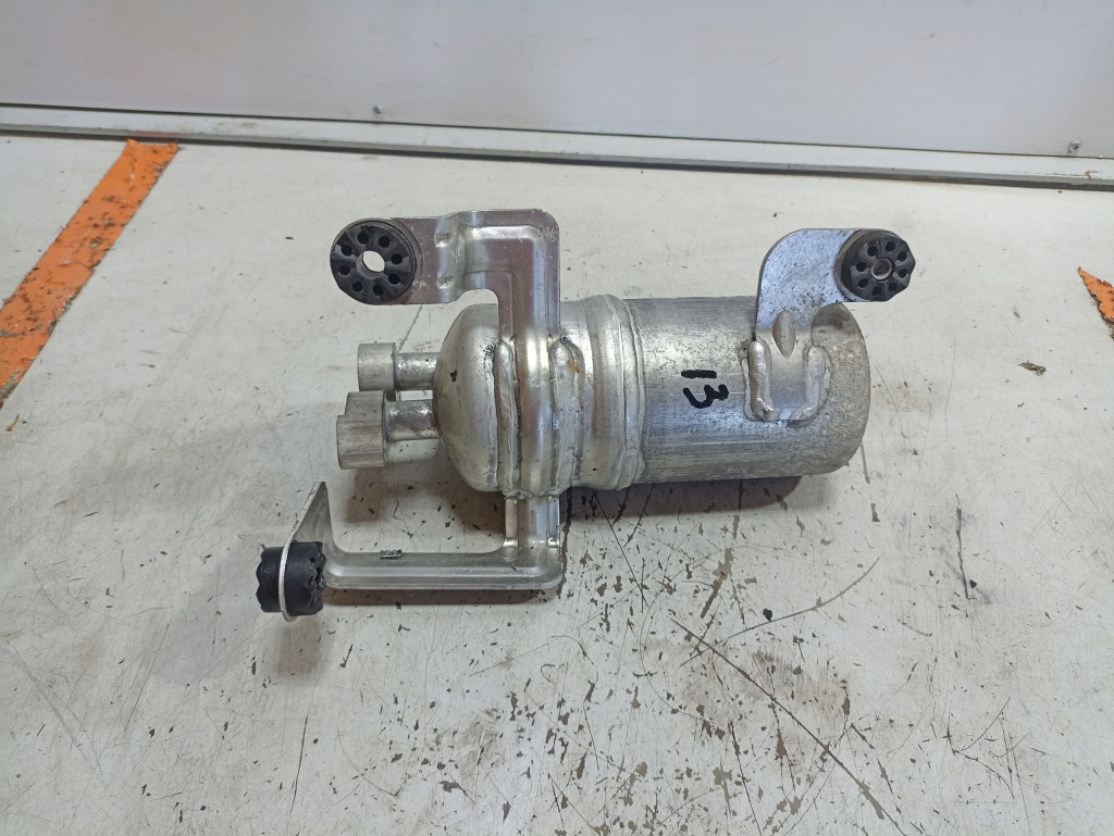 фото №1, Bmw i3 l01 осушитель akulumatorowa осушитель 9290504