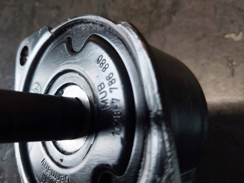 Натяжитель ролик ремень генератора bmw 3 e46 320d m47d20 204d4 150km 7786880 Цена