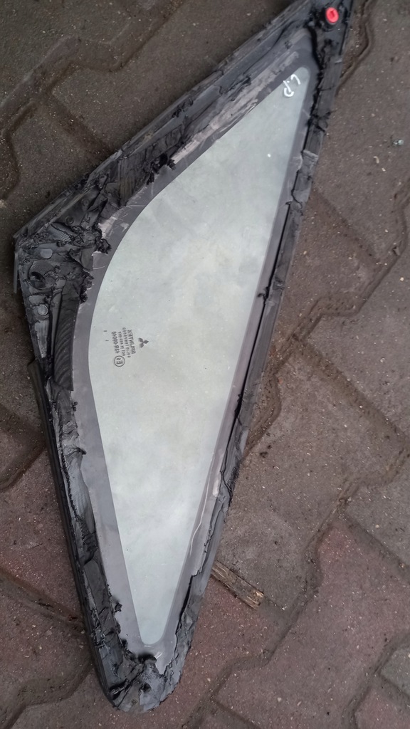 фото №4, Стекло кузовная левая перед mitsubishi colt vi