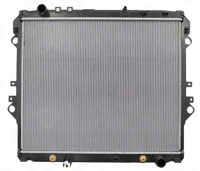 фото №1, Радіатор toyota hilux viii 2.8 дизель 2015 -