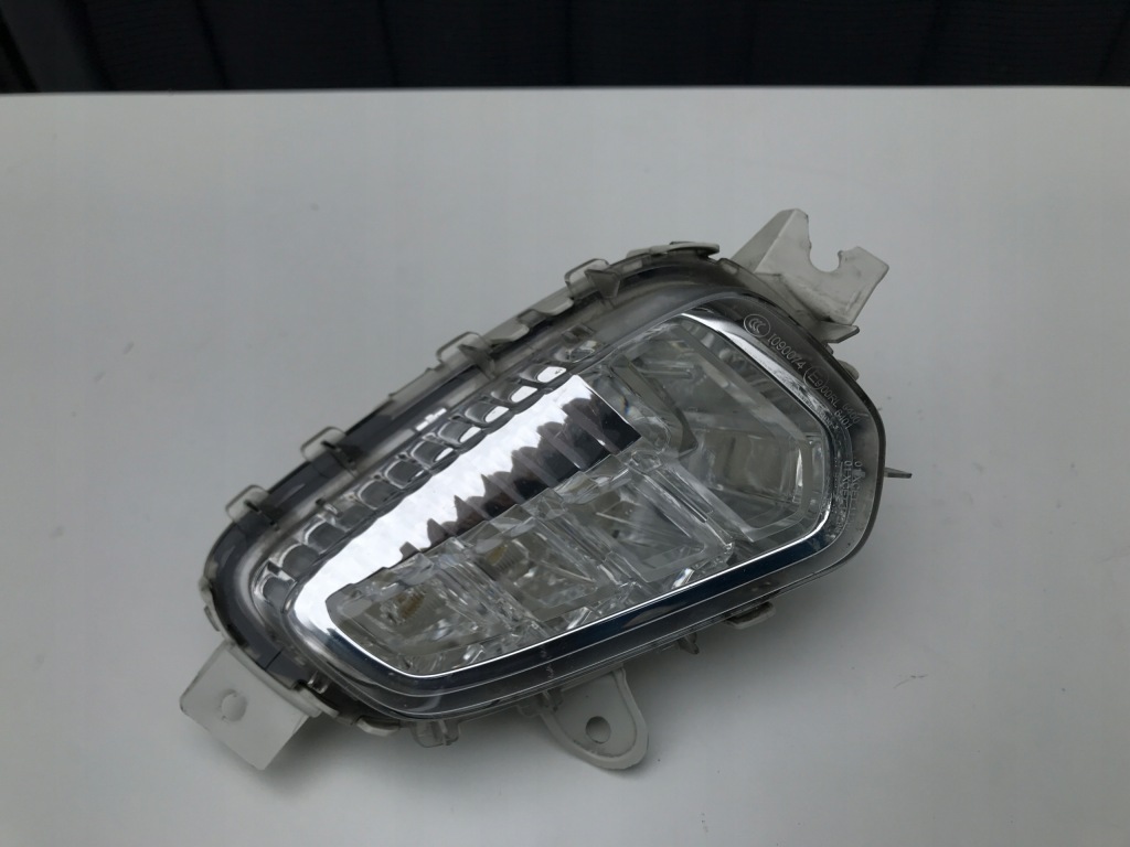 Купити Volvo xc40 v40 правий led протитуманна фара перед 2012-