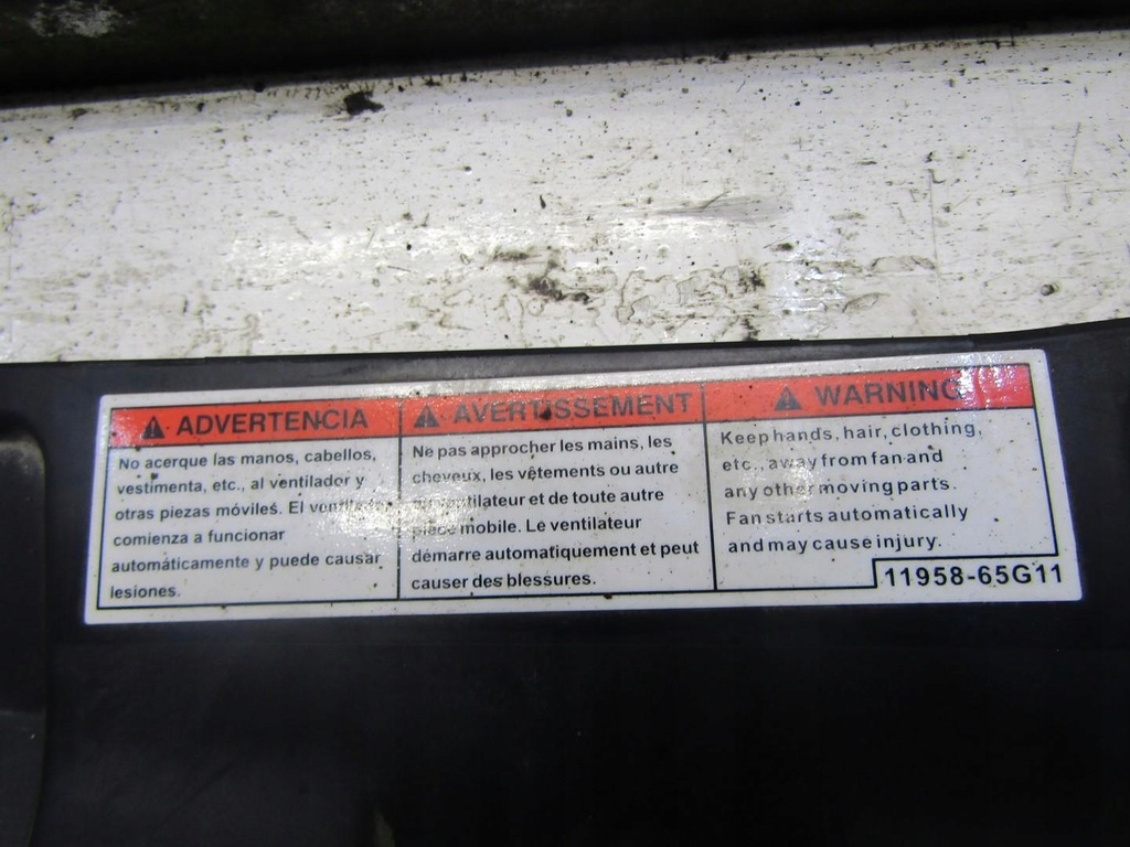 фото №5, Решітка радіатора решітка радіатора бампера емблема suzuki vitara iii 72121-54p0