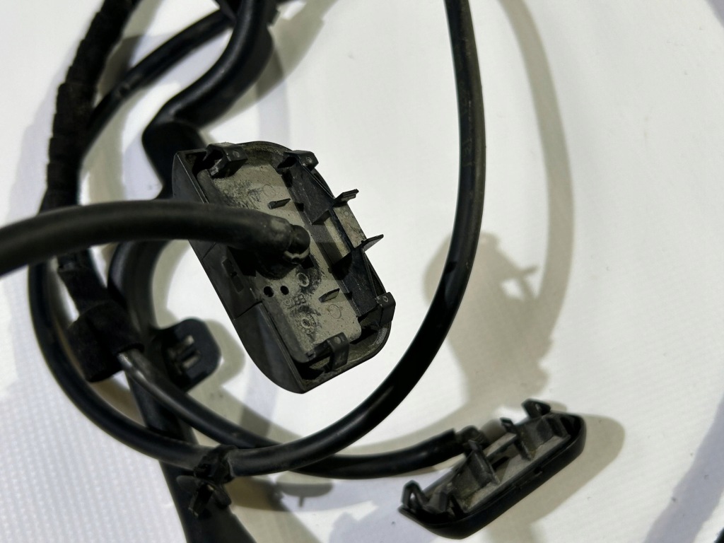 Форсунки дроти омивача омивачі комплект maserati ghibli m157 2013- в Україні