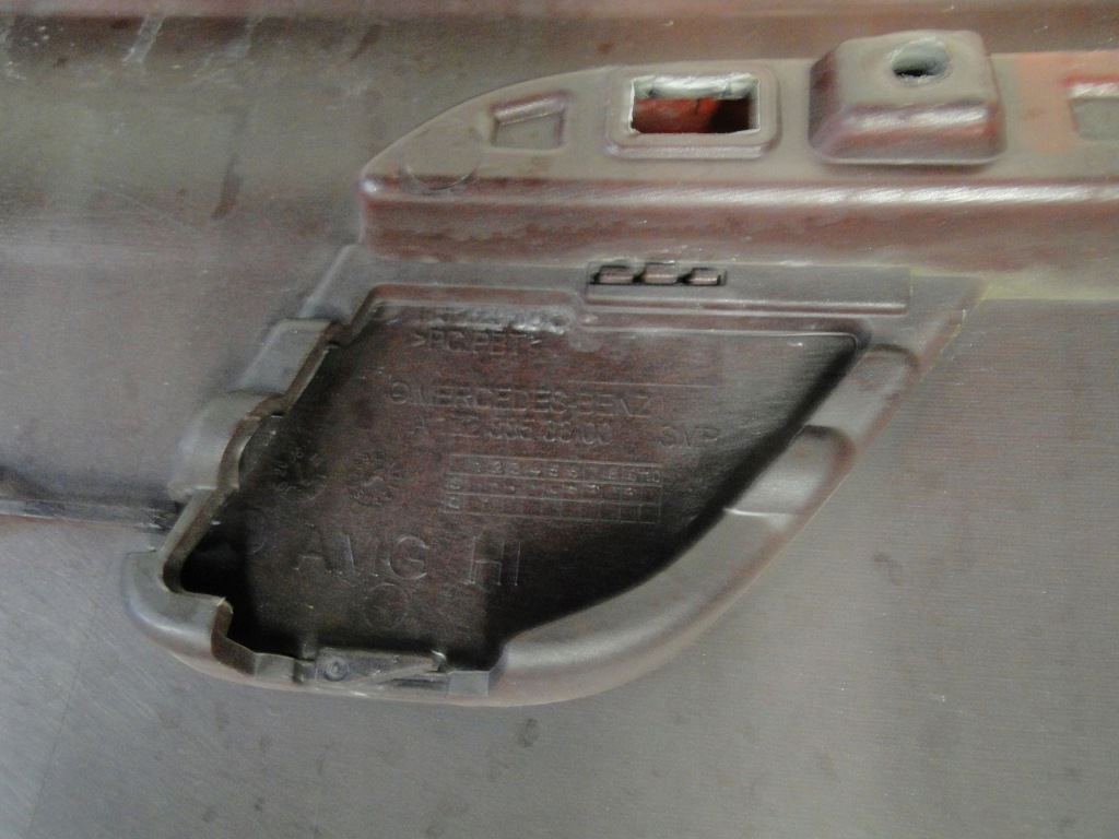 Mercedes бампер задний amg na датчики pts радары красный slc r172 172 Оригинал
