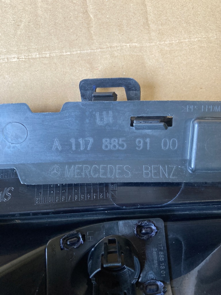 Audi q5 lift права решітка бампера orygi. Зі Шроту