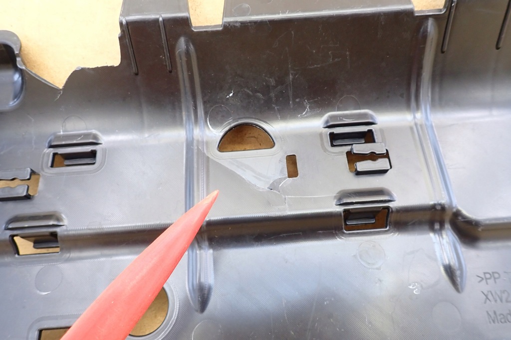 Porsche cayenne e3 23- руль воздуха кронштейн радиатора 9y0121293f в Украине