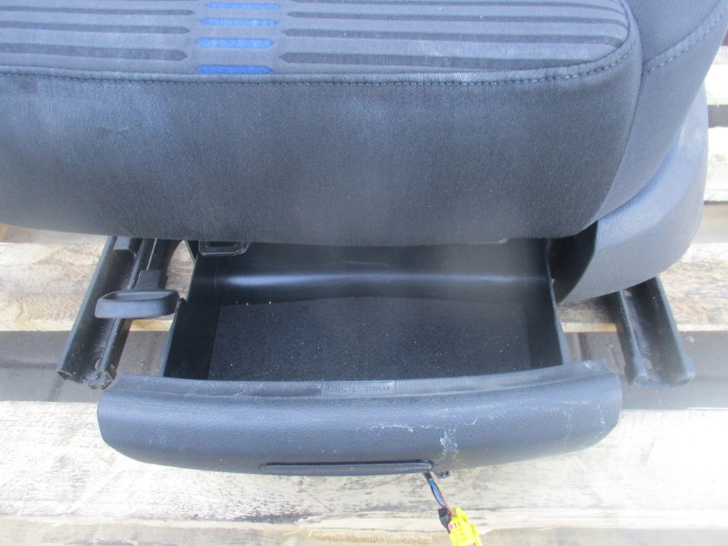 фото №9, Сидіння лівий перед vw tiguan i