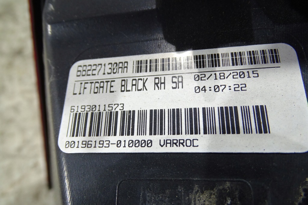 фото №11, Dodge journey fiat freemont 11- лампа права задня кришки crossroad