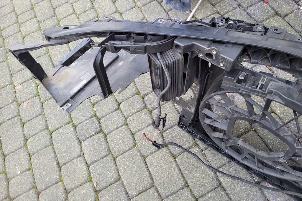 фото №7, Audi a8 d3 lift 4.2 tdi pas передній підсилювач cozłowe передня частина