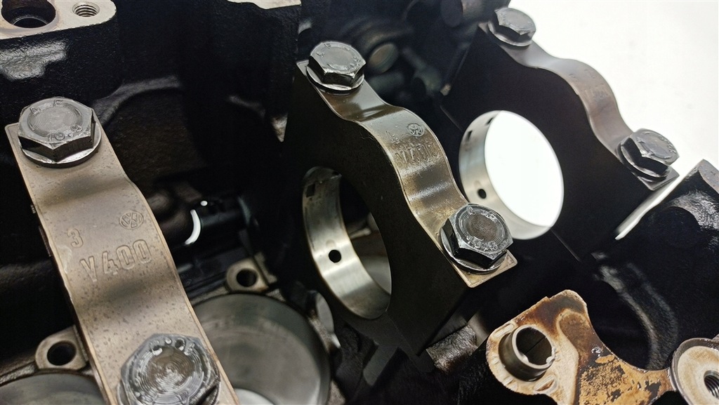 фото №12, Блок двигателя audi a3 8p tt a4 b7 a6 c6 2.0 tfsi bwa bwe bgb axx 06f103021d