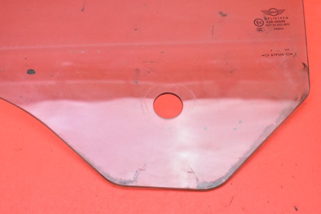 Скло бокове  ліва перед передня mini cooper one r50 3d hb 01-04 Доставка