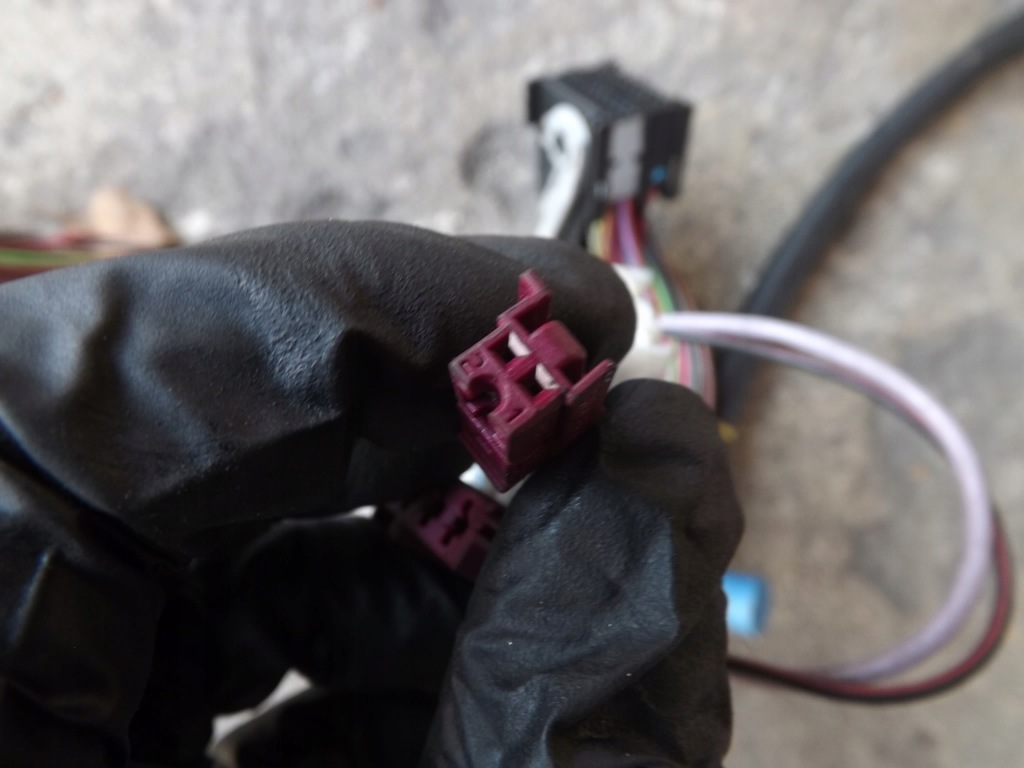 фото №10, Mercedes w203 2.2 cdi електропроводка джгут двигуна a6111500333