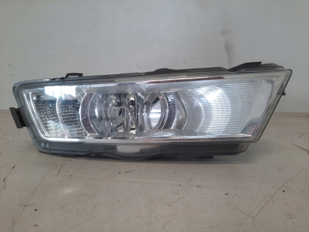 фото №1, Skoda rapid 12-19 протитуманна фара правий перед передній 5ja941700b