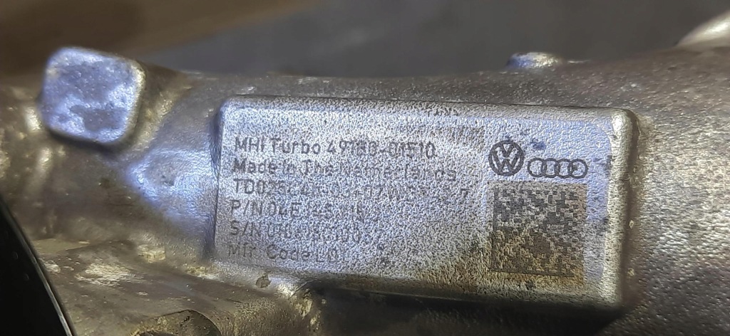 Турбина турбонагнетатель 1.4 tfsi audi a4 b9 49180-01510 04e145715j Недорого