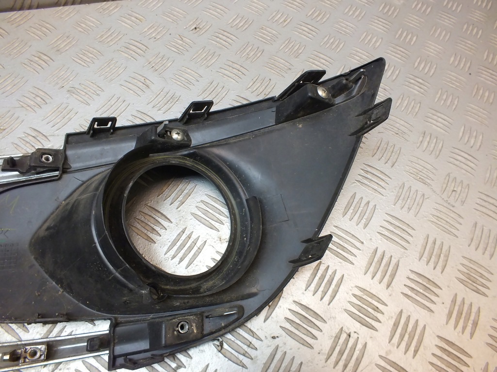 фото №5, Space star ii lift хром молдинг решётка бампера перед правая