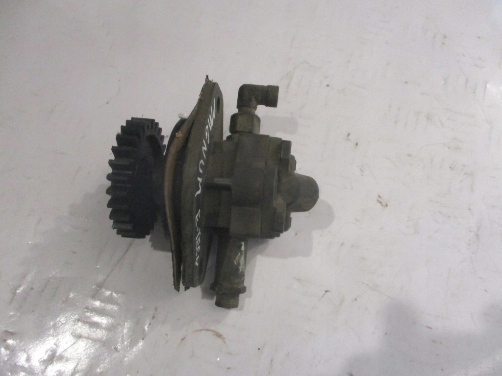 фото №1, Насос топлива renault magnum e-tech 2445110500