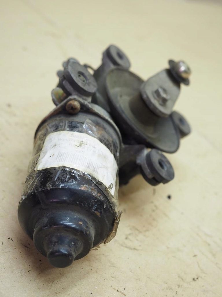 фото №9, Mitsubishi eclipse 1g дворник моторчик