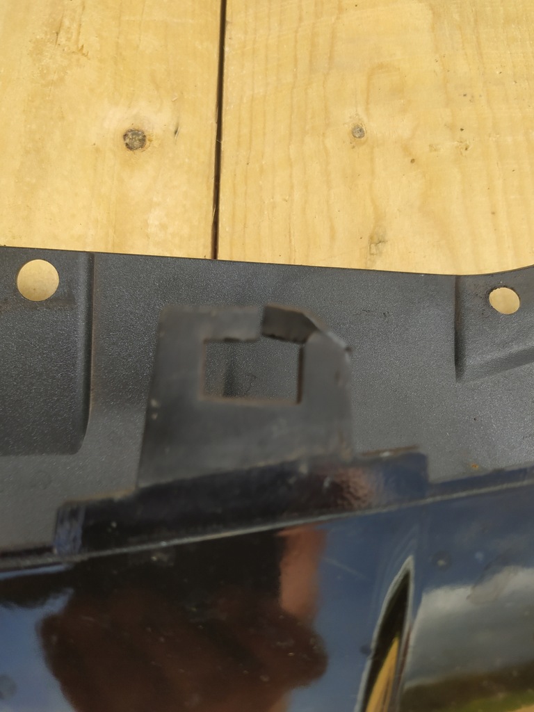 фото №13, Спойлер молдинг накладка бампера задняя - maserati levante