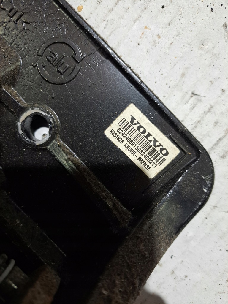 фото №3, Основание лист плита педалей автоматическая коробка передач volvo fh 4 fmx