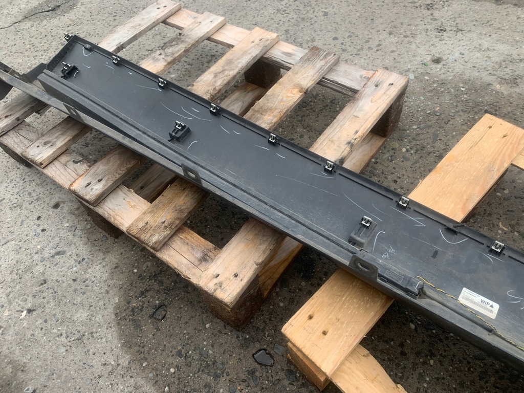 фото №15, Ford mustang mach-e 75.7kwh 2021r молдинг поріг накладка na поріг ліва