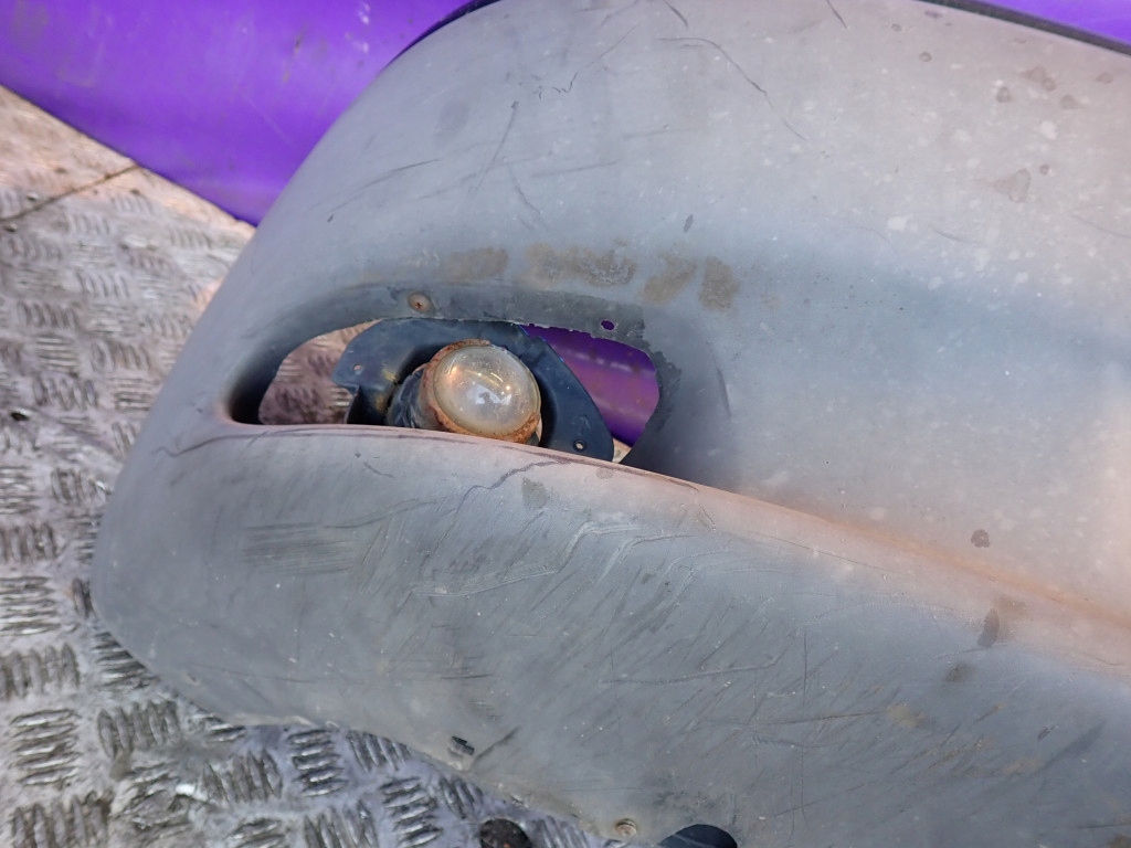 фото №12, Chrysler voyager iii 95-01 бампер перед передний 04676847n