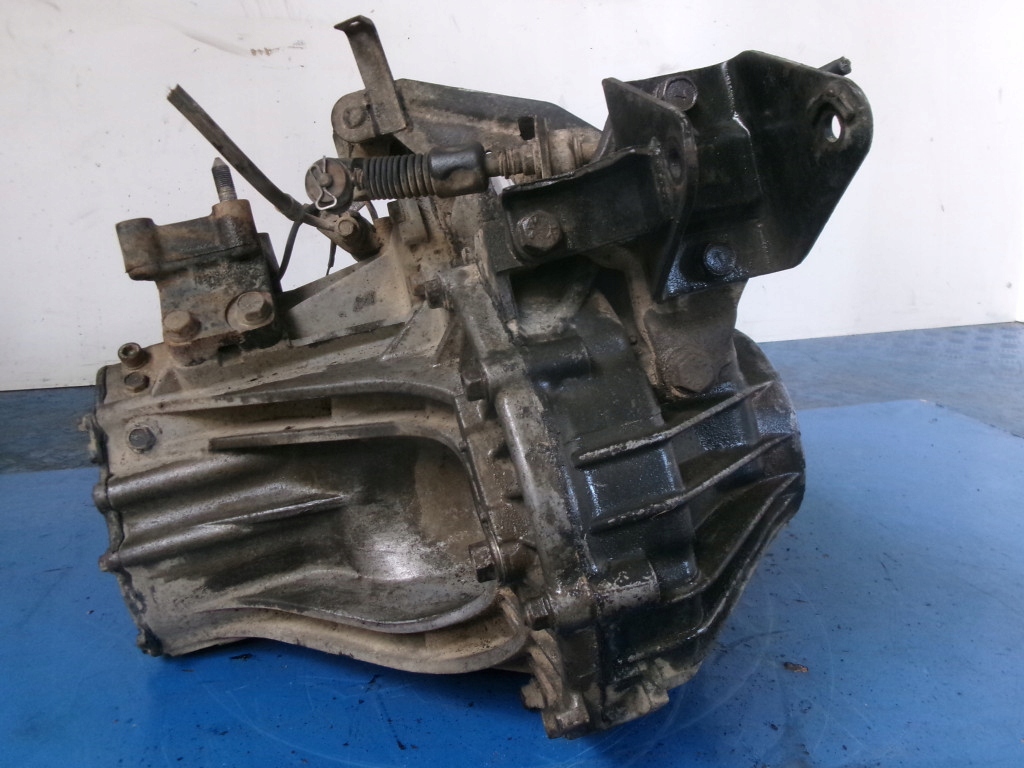 фото №5, Hyundai santa fe i sm 2.4 16v 145km коробка передач передач piątka