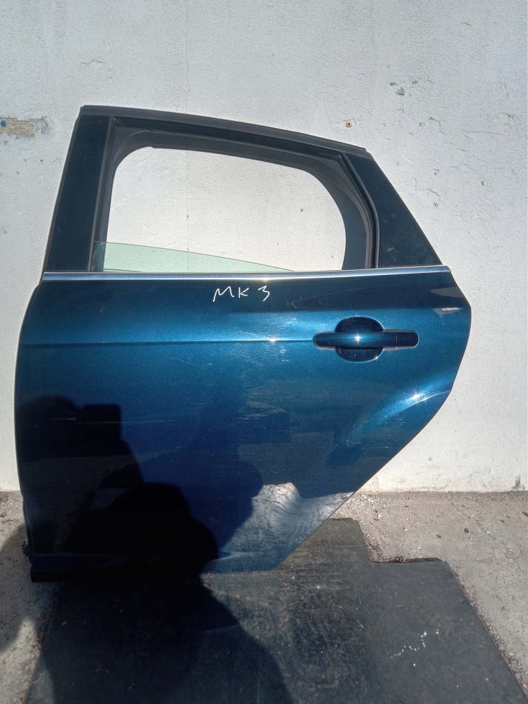 фото №1, Ford focus mk3 дверь левая задние задняя hb