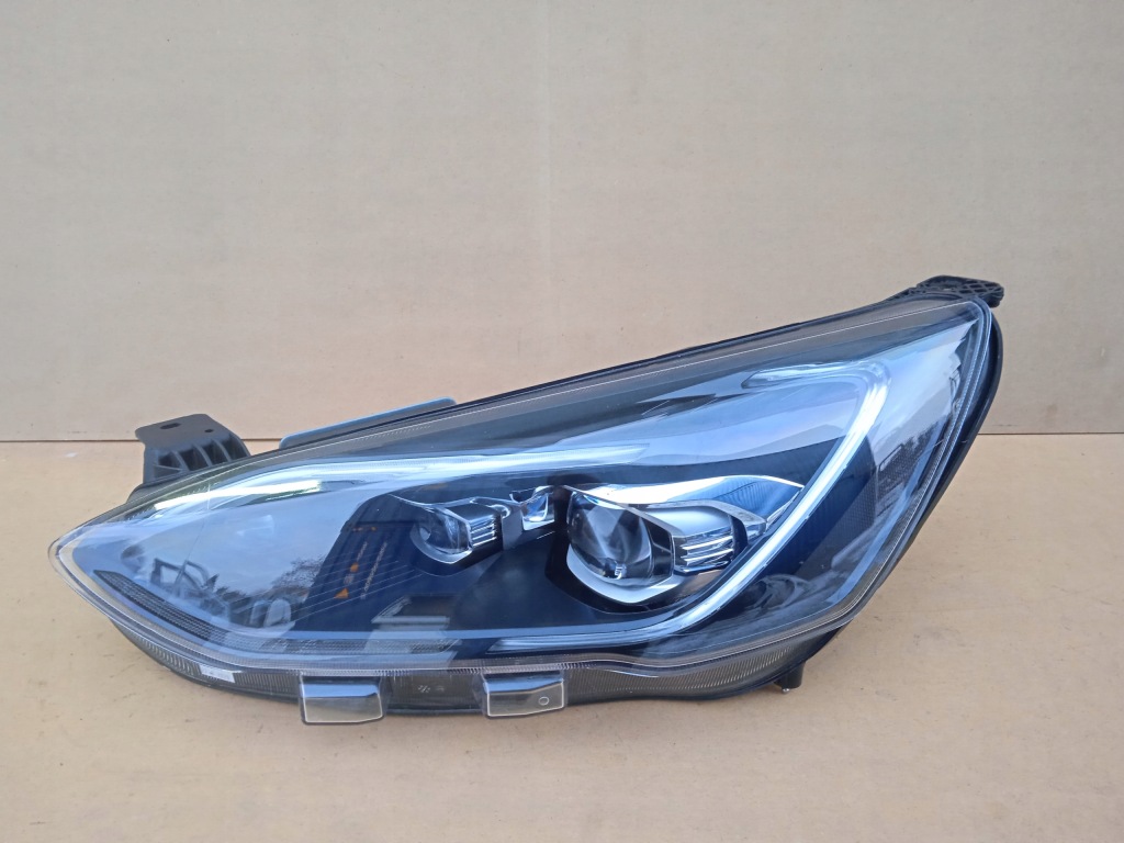 Купити Ford focus mk4 full led st фара ліва