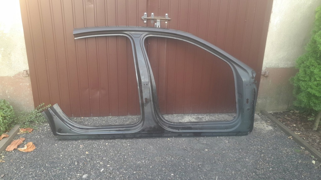 фото №1, Audi a8 d5 4n0 поріг блок двигуна правий новий оригінальний номер довгий!!