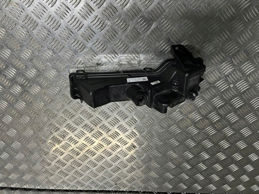 фото №5, Протитуманна фара правий перед tesla model 3 lift model y