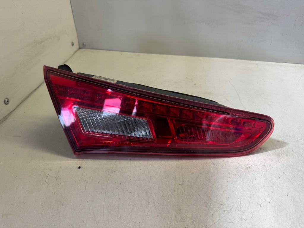 фото №1, Alfa romeo giulietta лампа лівий задня w кришка 50513401