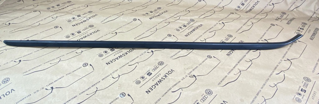 фото №1, Gd sharan молдинг уплотнитель правая 7n0854328c