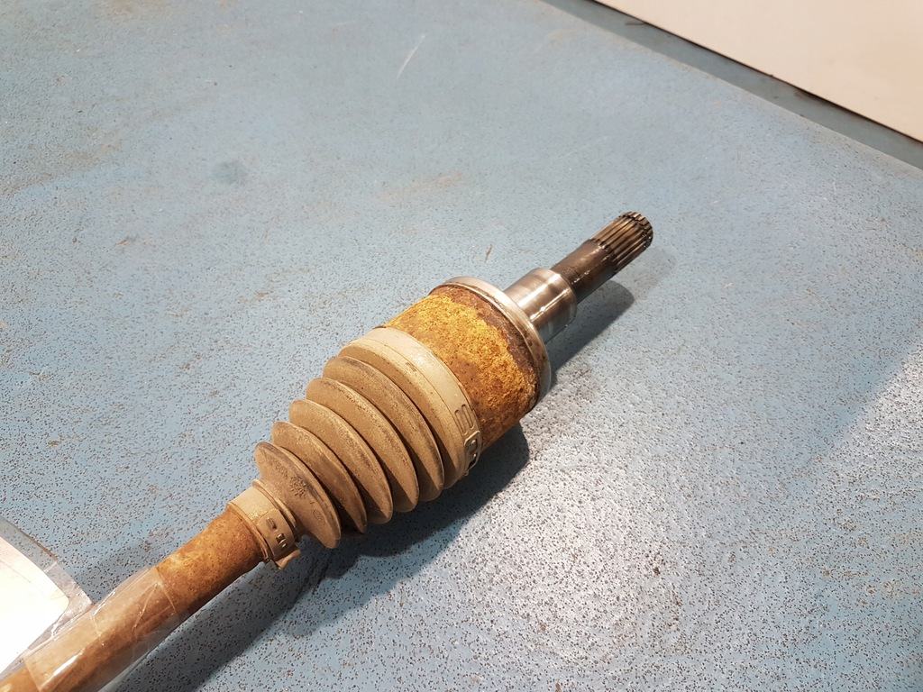 фото №3, Mazda tribute i 2.3b приводной вал левая задняя