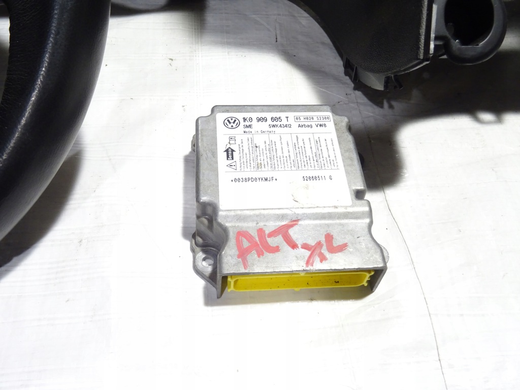 фото №11, Панель приладів подушки безпеки ремені перед seat altea toledo iii 3