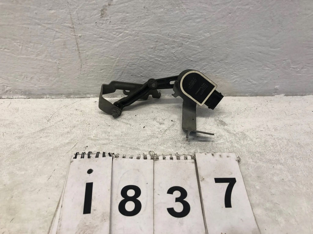 фото №1, Polestar 2 2020 датчик выравнивание