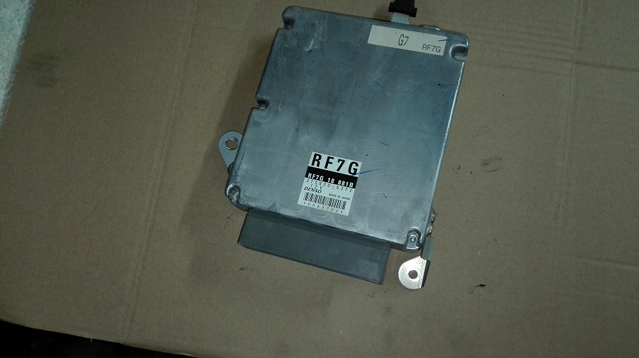 фото №1, Бортовой компьютер двигателя mazda rf7g18881b