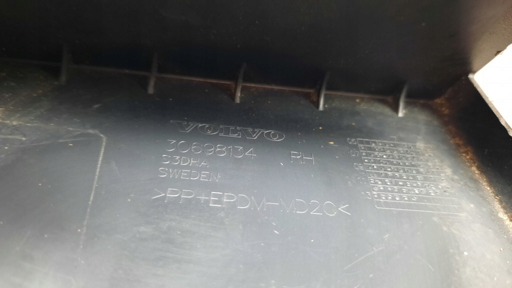 фото №6, Молдинг pod фара правая задняя volvo xc90 30698134