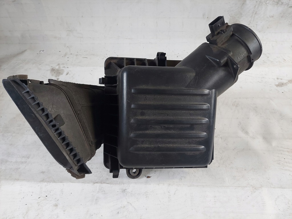 фото №1, Корпус фильтра воздуха jeep cherokee iv 3.0crd