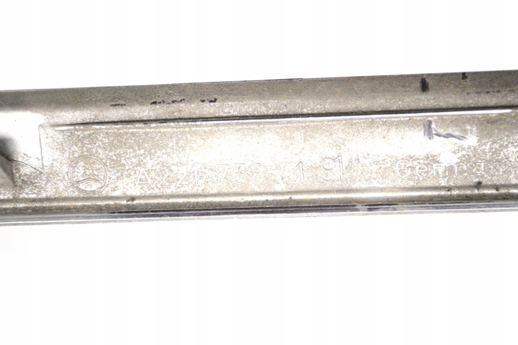 фото №6, Mercedes w221 молдинг кришки багажника klasa s 2012 rhd