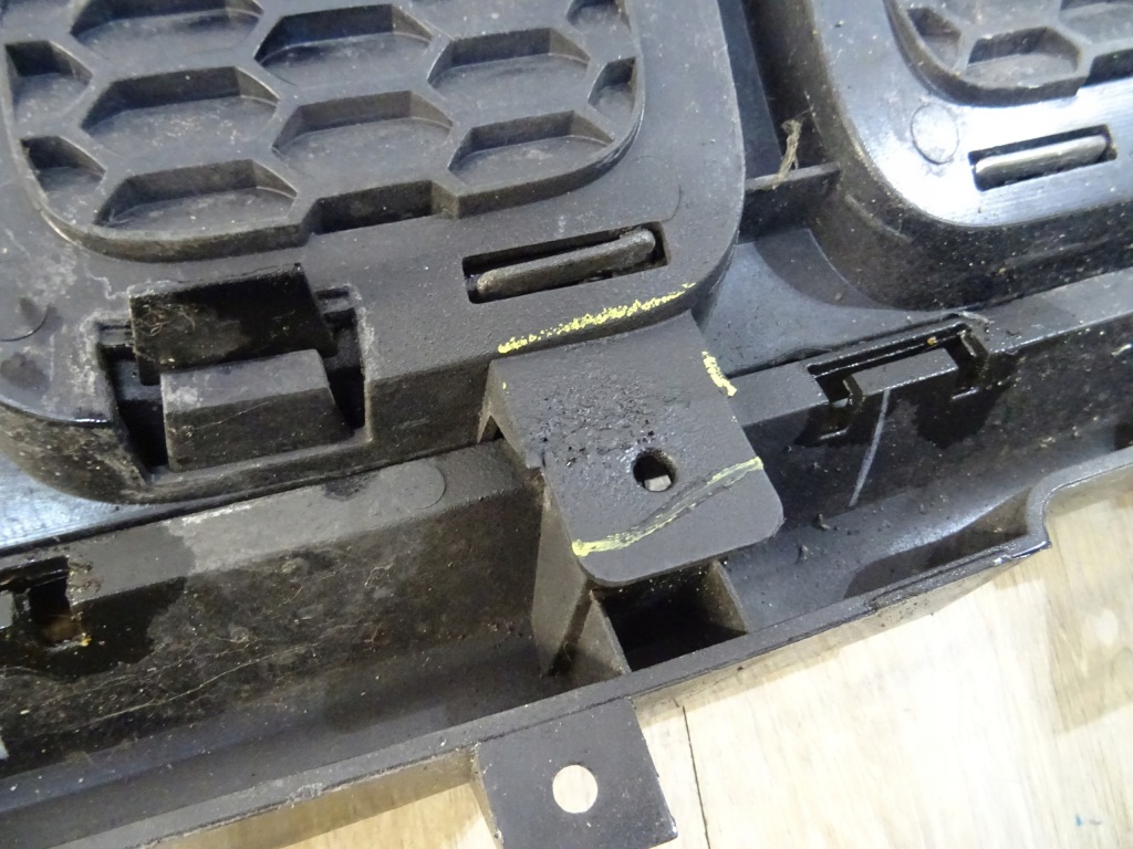 фото №9, Решётка радиатора решётка радиатора бампера jeep compass 5up86trmab llu