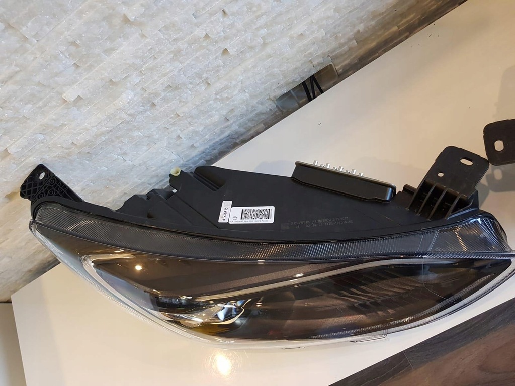 фото №10, Focus 4 iv mk4 правая лампа перед full led europa
