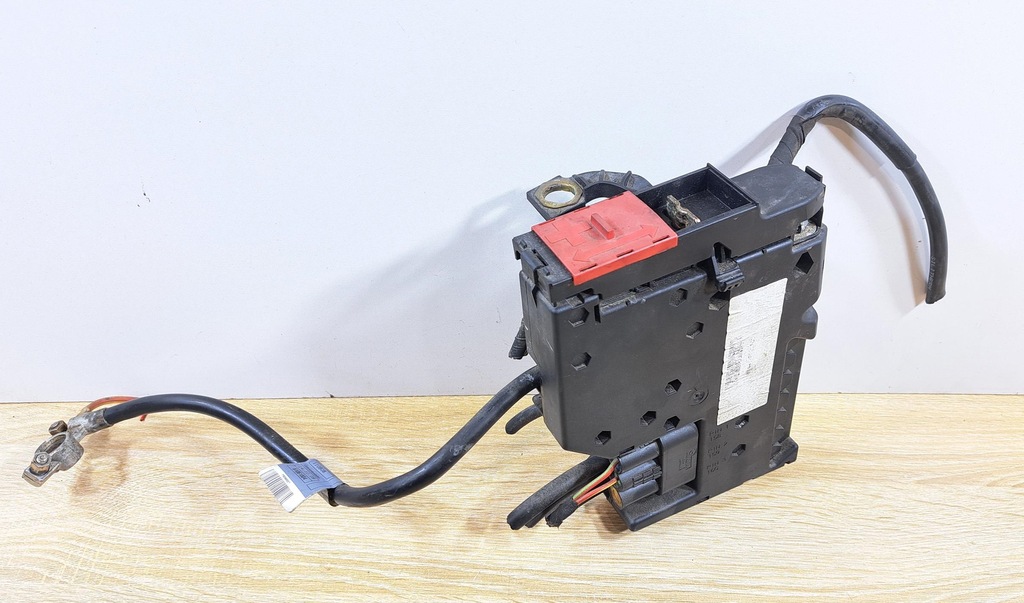 фото №1, Mercedes w212 клемма плюсовая пиротехническая a2125400450